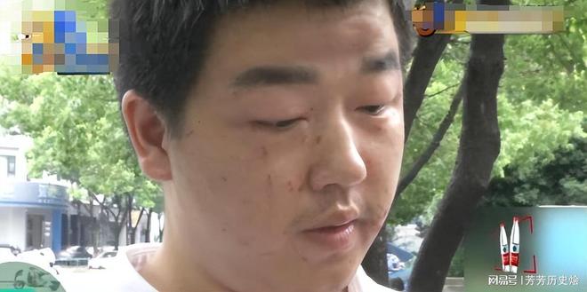 包间暗藏玄机美女陪练988包一杆进洞k8凯发入口台球厅被曝“特殊服务”(图5)